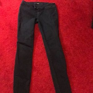 Skinny jeans
